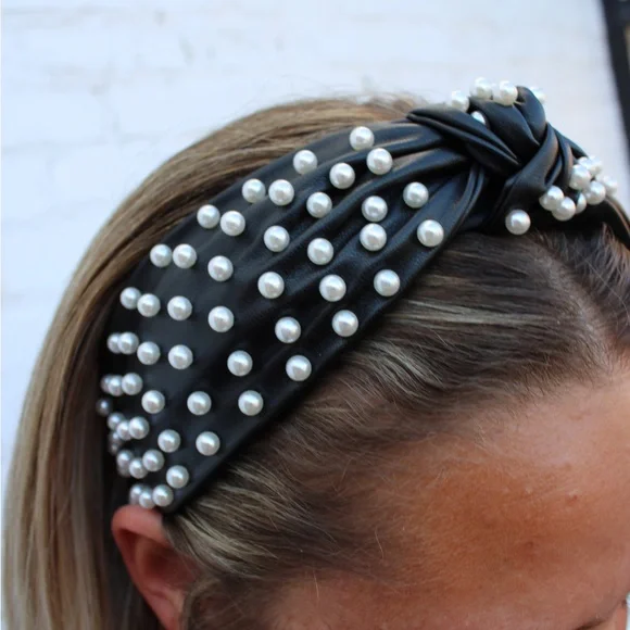 Pearl Headband - Picture 6 of 8